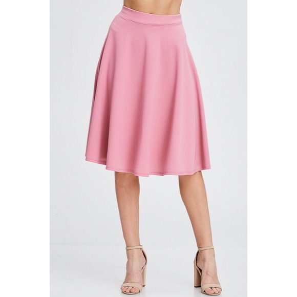 Classic pink skirt - Picture 3 of 5
